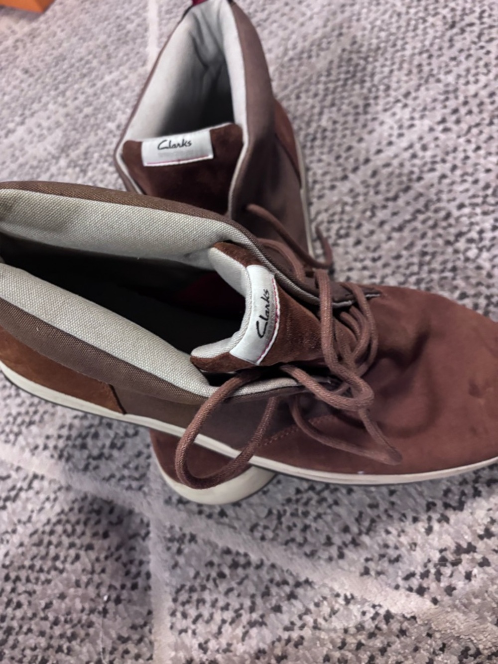 Clarks Men's Brown Suede Chukka Boots with Red Pull Tab